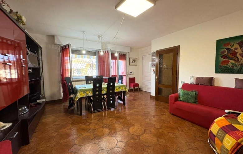 Appartamento in vendita a Massa