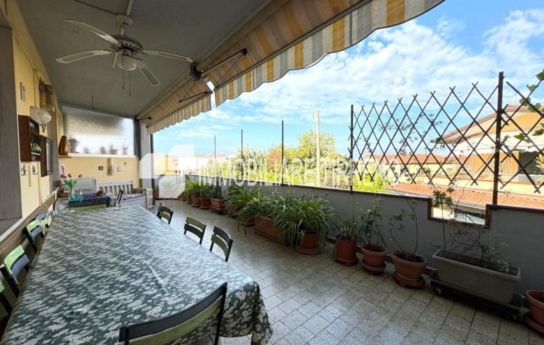 Appartamento in vendita a Massa