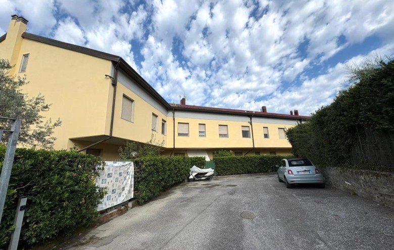 Appartamento in vendita a Massa