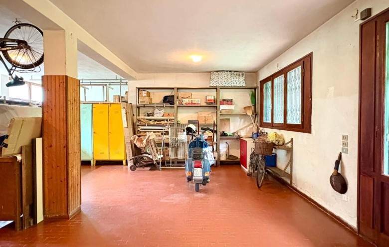 Bifamiliare in vendita a Massa