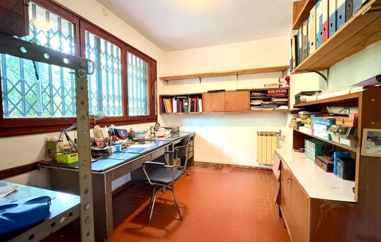 Bifamiliare in vendita a Massa