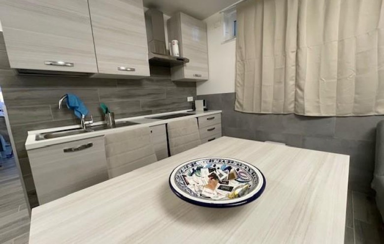 Seminterrato in vendita a Massa