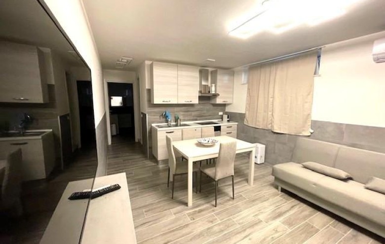 Seminterrato in vendita a Massa