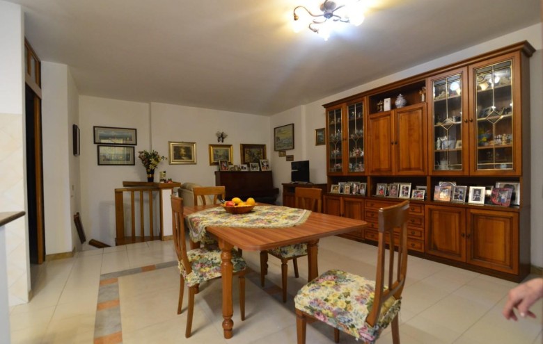 Appartamento in vendita a Massa