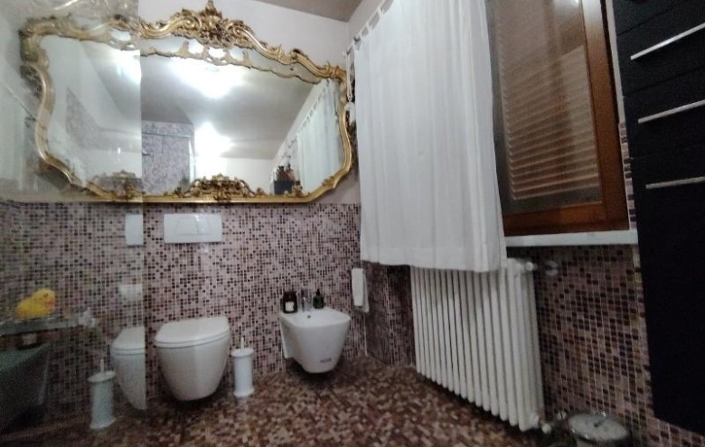 Villetta a schiera in vendita a Massa