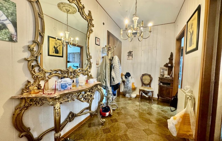 Appartamento in vendita a Massa