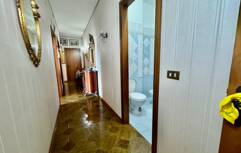 Appartamento in vendita a Massa