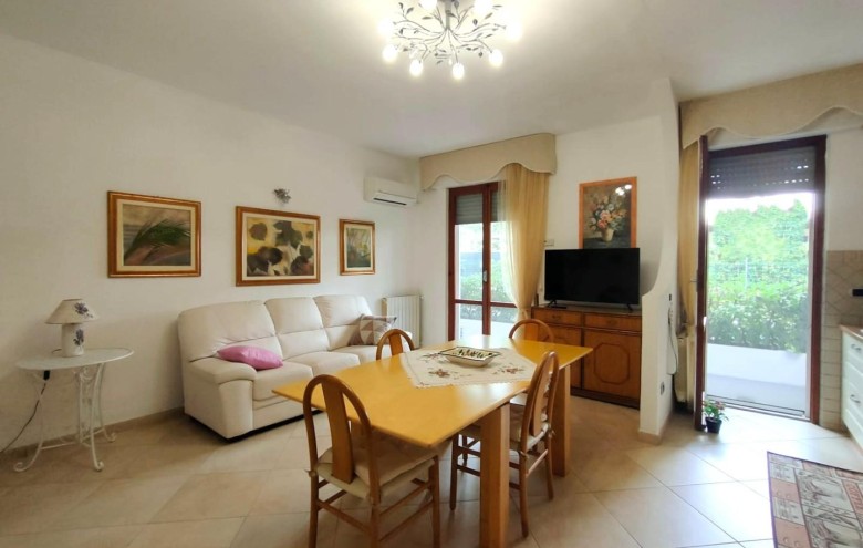 Appartamento in vendita a Massa