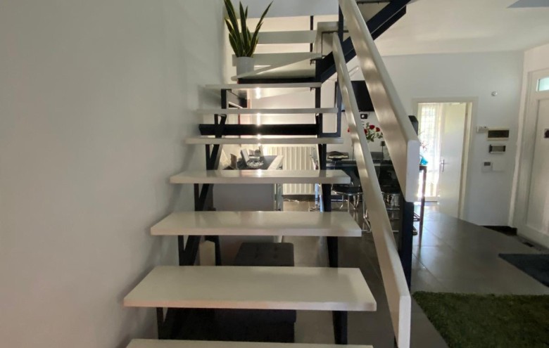 Villa singola in vendita a Montignoso