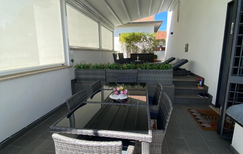 Villa singola in vendita a Montignoso