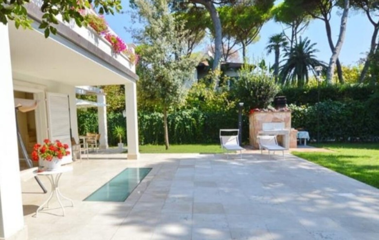 Villa singola in vendita a Forte dei Marmi