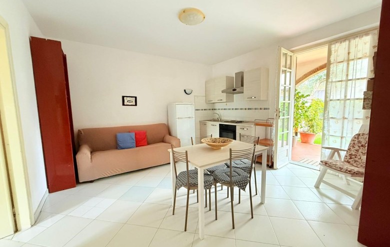 Bifamiliare in vendita a Massa