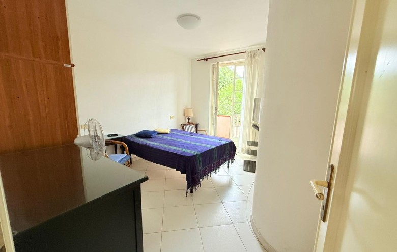 Bifamiliare in vendita a Massa