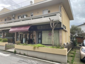 Fondo Commerciale in vendita a Quercioli
