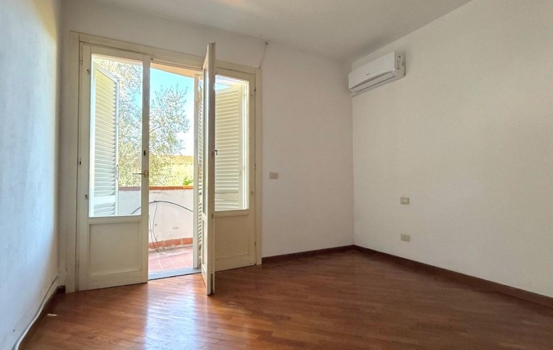 Appartamento in vendita a Massa