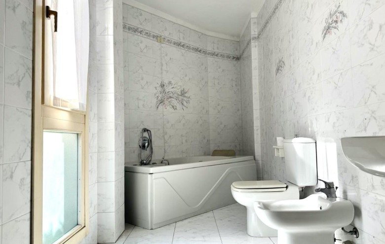 Appartamento in vendita a Massa