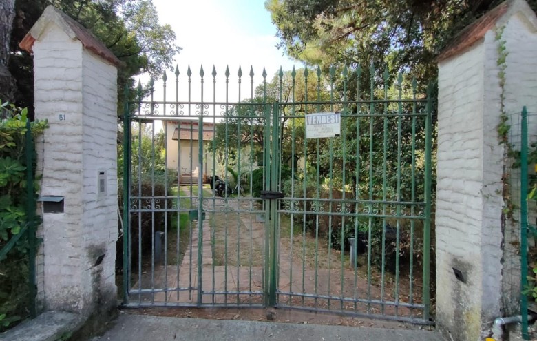 Villa singola in vendita a Massa