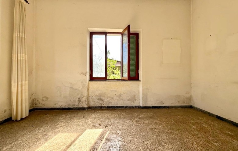 Bifamiliare in vendita a Massa