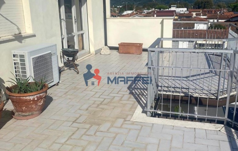 Attico in vendita a Viareggio