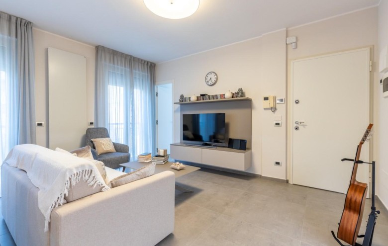 Appartamento in vendita a Viareggio