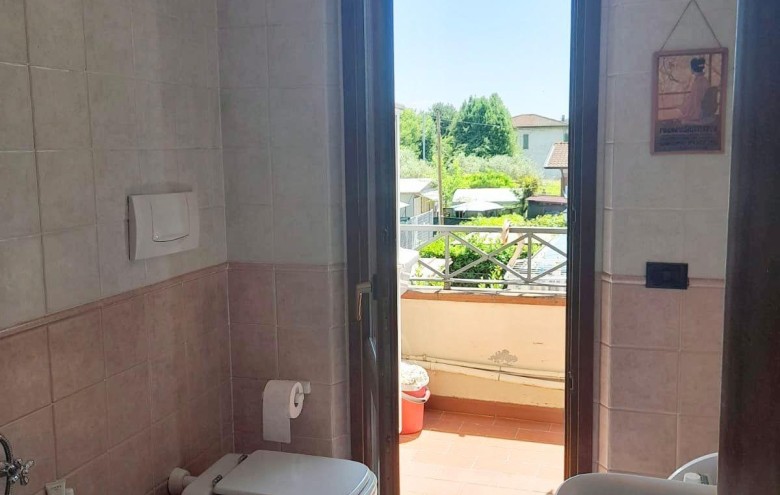 Appartamento in vendita a Massa