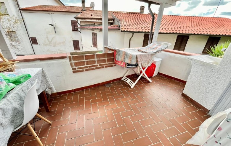 Terratetto in vendita a Massa