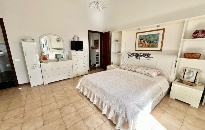 Terratetto in vendita a Massa