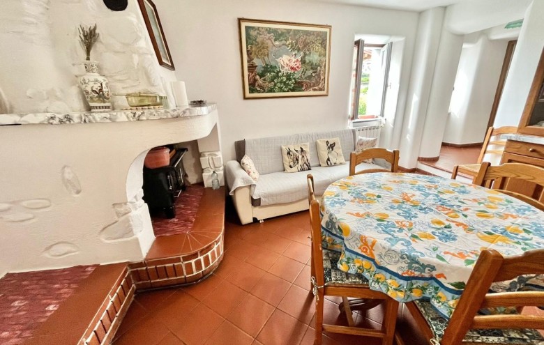 Terratetto in vendita a Massa