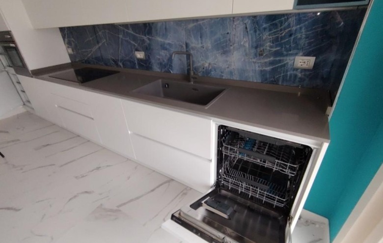 Appartamento in vendita a Carrara