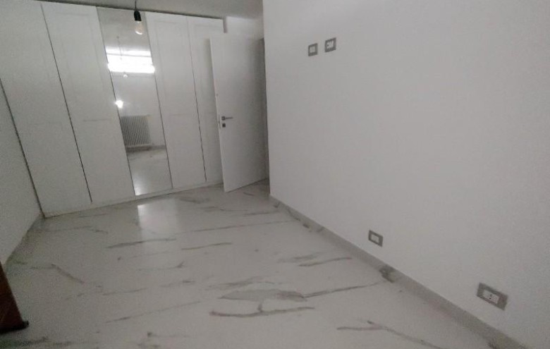 Appartamento in vendita a Carrara