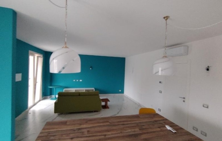 Appartamento in vendita a Carrara