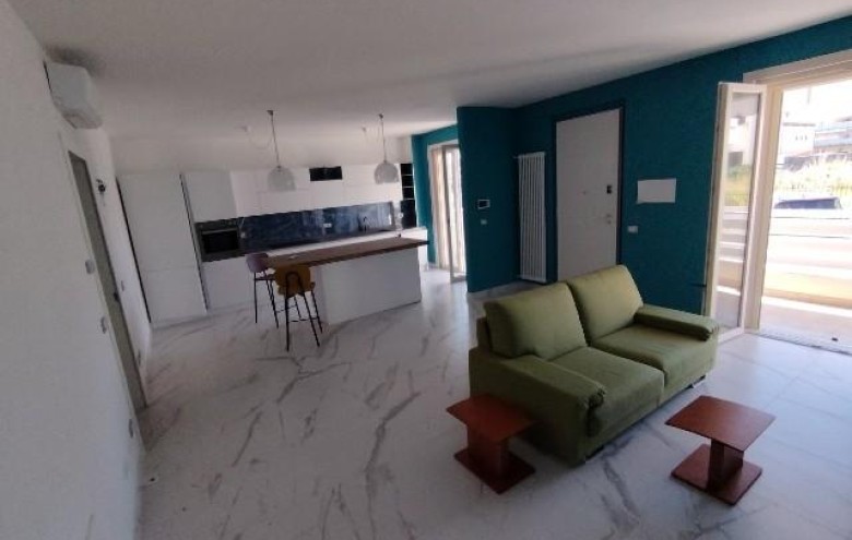 Appartamento in vendita a Carrara