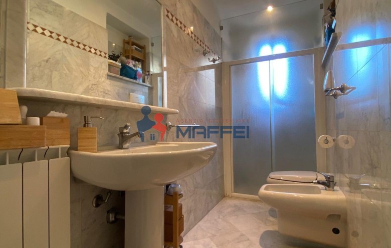 Appartamento in vendita a Viareggio