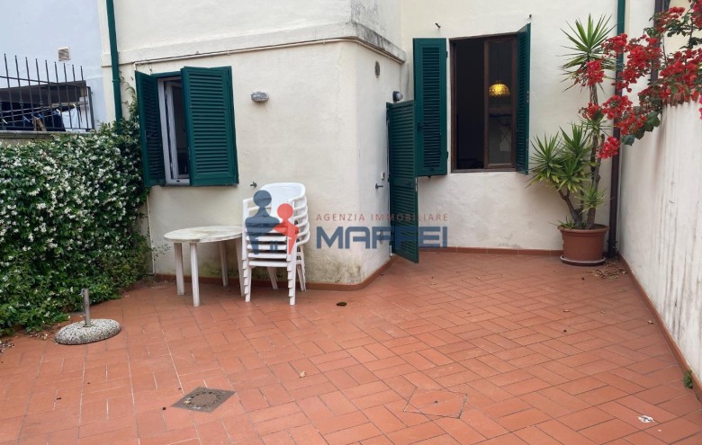 Viareggina in vendita a Viareggio