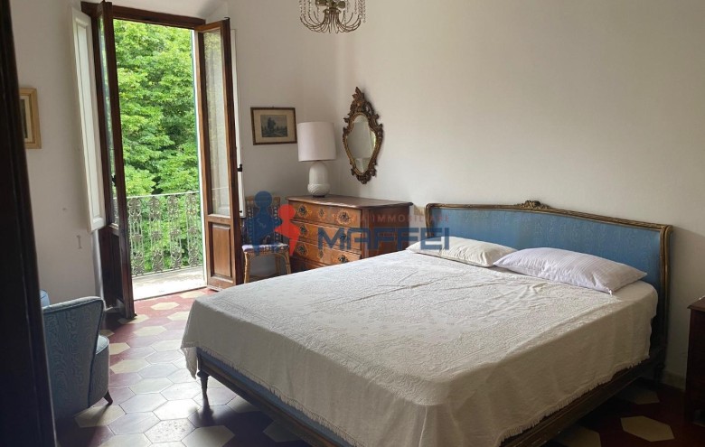 Viareggina in vendita a Viareggio