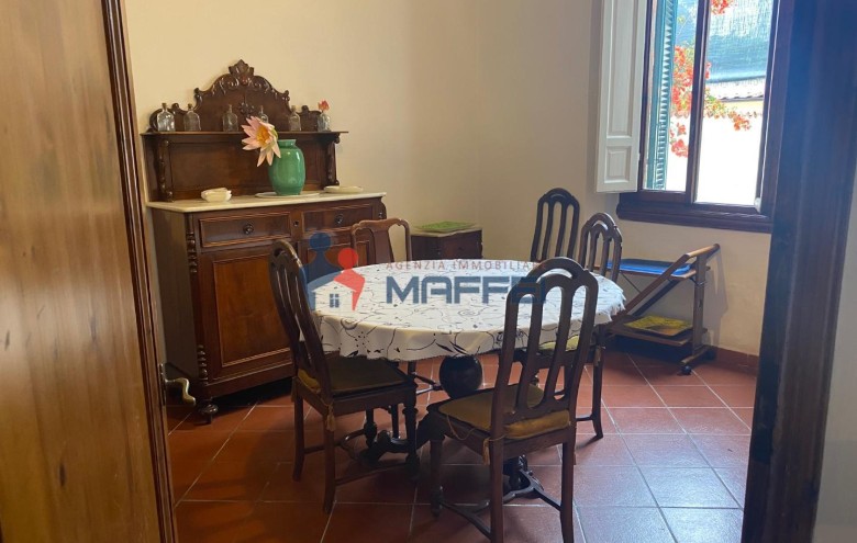 Viareggina in vendita a Viareggio