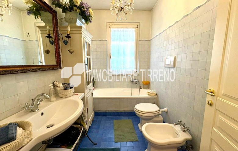 Villa singola in vendita a Massa