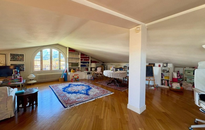 Villa singola in vendita a Massa