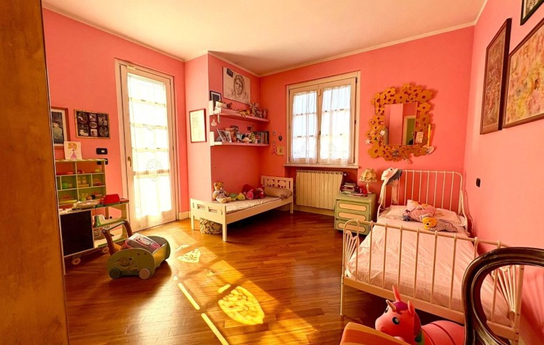 Villa singola in vendita a Massa