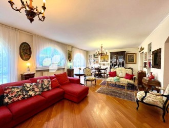 Villa singola in vendita a Marina di Massa