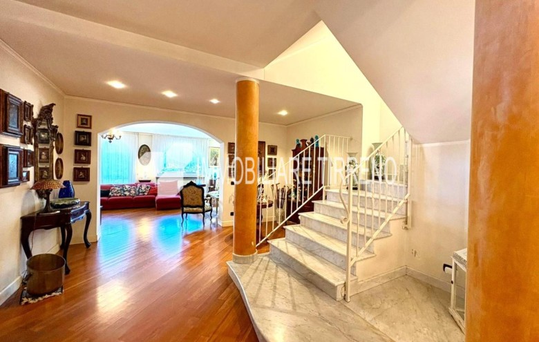 Villa singola in vendita a Massa