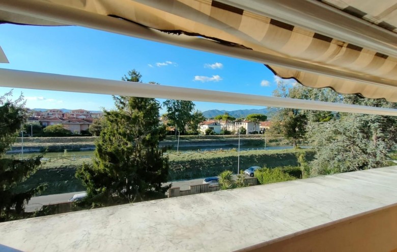 Appartamento in vendita a Massa