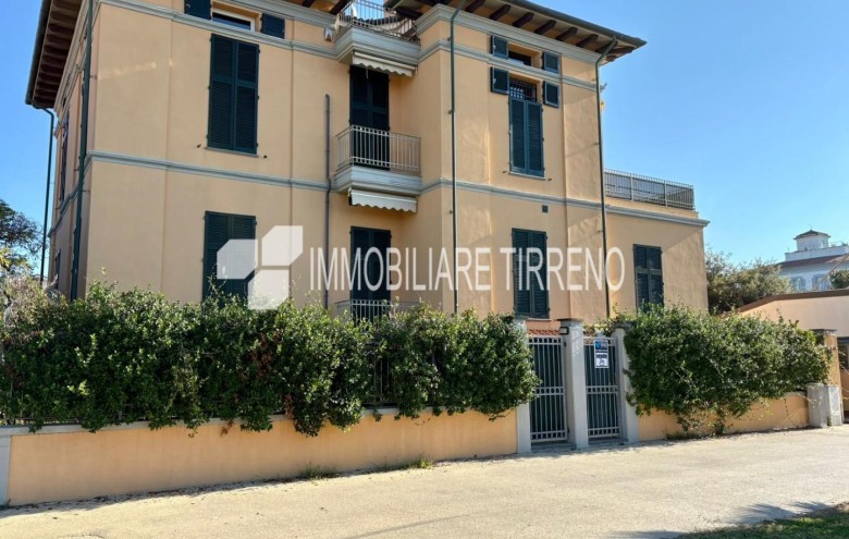 Appartamento in vendita a Massa