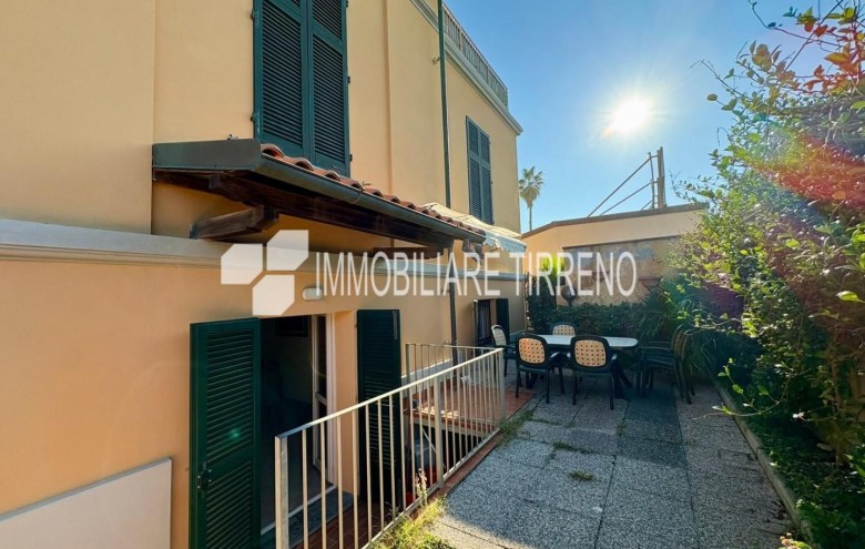 Appartamento in vendita a Massa