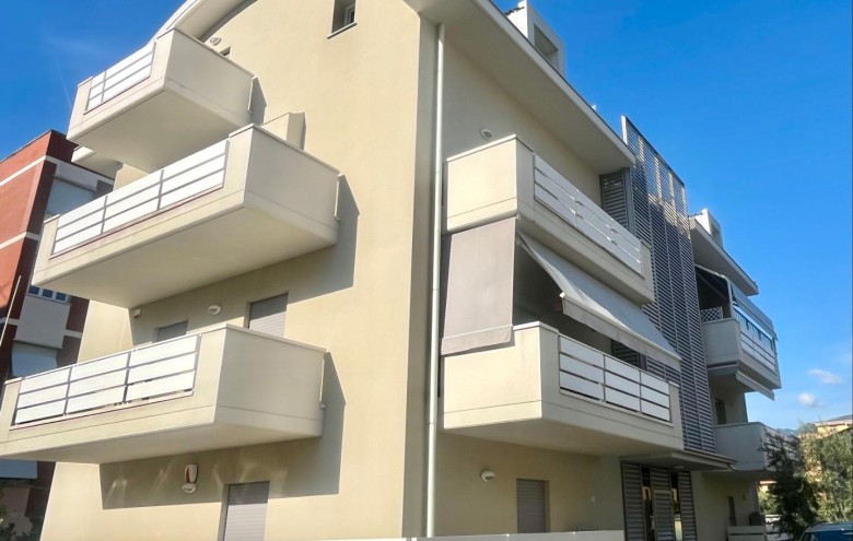 Appartamento in vendita a Carrara