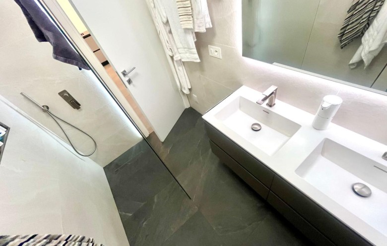 Appartamento in vendita a Carrara