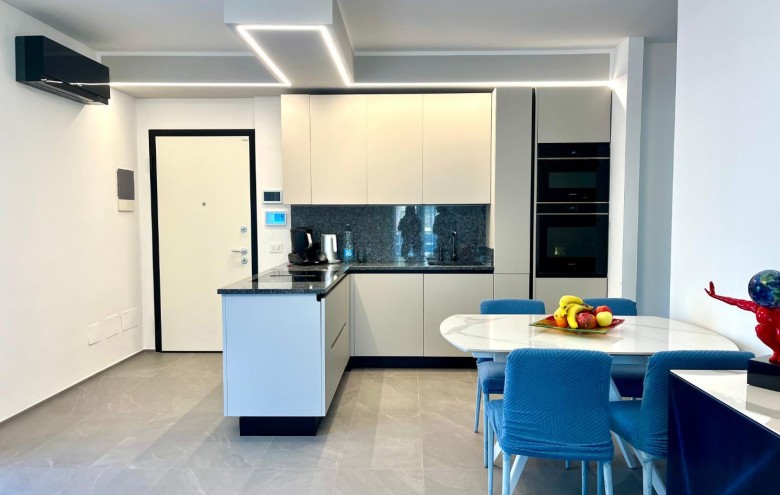 Appartamento in vendita a Carrara