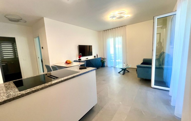 Appartamento in vendita a Carrara