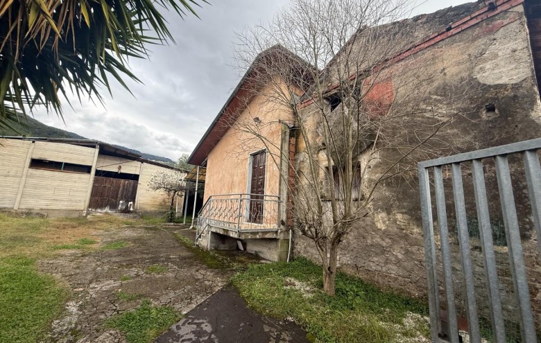 Villa singola in vendita a Massa