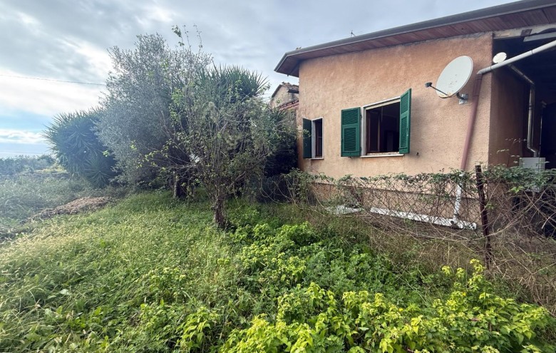 Villa singola in vendita a Massa